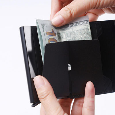 2024 Design Fashion Slim Wallets with Pop-up Aluminum Box and Carbon Fiber Card Holder