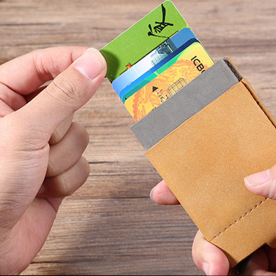 User-friendly Automatic Pop-up Metal Credit Card Holder for Business Professionals