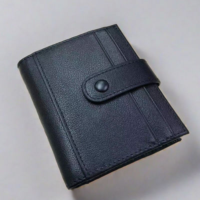 Japanese Style Men's Leather Wallet with Multiple Card Slots and Anti-Theft Feature