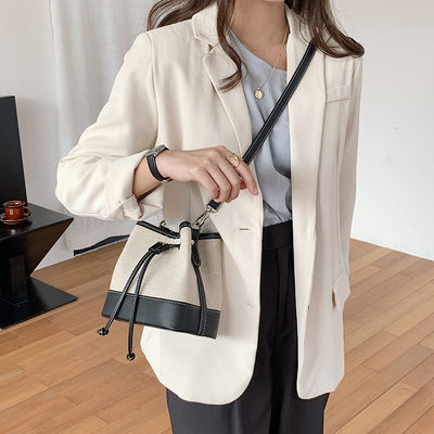 Designer Women's Fashion Crossbody Bag Simple Drawstring Pleated Shoulder Bag with Bucket Handbag
