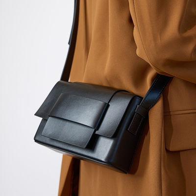 Tofu Bag Small Square Braided Single Shoulder Crossbody Bag with Zipper Hasp Closure
