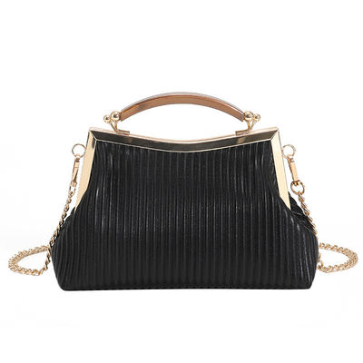 2023 Women's Shoulder Bag Simple Clip Handbag with Chain Strap and PU Leather Material