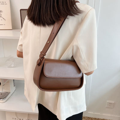 Main Material PU Women's Satchel Brans Handbag Fashion Luxury Shoulder Bag for Dating