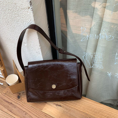 Retro Fashion 2023 Autumn and Winter Big Capacity Senior Personal Practice Class Bound Bag