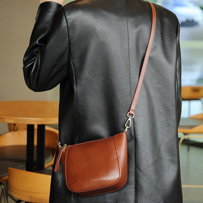 Small and Popular High End Fashion Simple Shoulder Bag with Custom Logo Avaliable