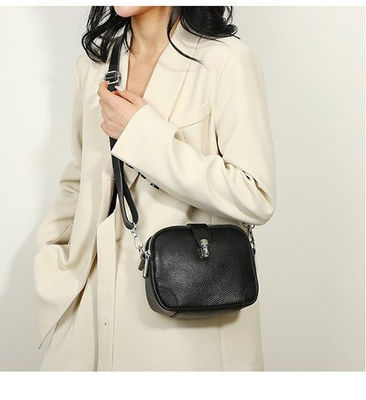 Fashion Casual Shoulder Crossbody Bag in Genuine Cow Leather Zipper Hasp Closure
