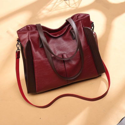 Season All Seasons Fashion Luxury Genuine Leather Messenger Bag for Women's Shoulder Bag