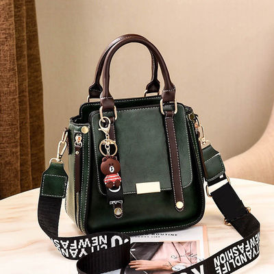 Custom Logo Avaliable Small Luxury Hand Bag for Business Performance