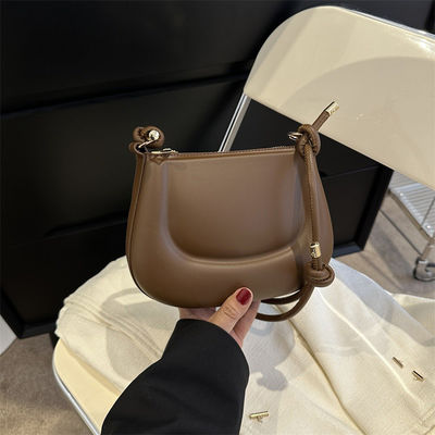 2024 Summer Street Fashion Simple Solid Color Underarm Bag for Daily Life Convenience