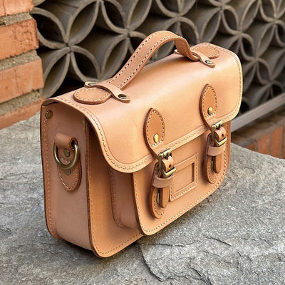 Retro First-Layer Vegetable Tanned Cowhide One-Shoulder Crossbody Bag for Daily Life
