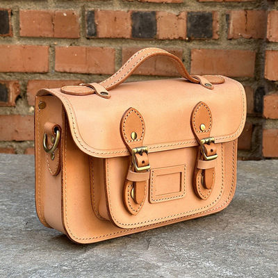 Retro First-Layer Vegetable Tanned Cowhide One-Shoulder Crossbody Bag for Daily Life