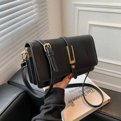 Ladies Cute Shoulder Bag For Women Winter Korean Style Handbag Latest Designer Purses