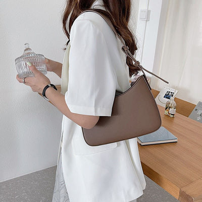 Summer 2023 Ladies Hand Bags Fashion Women's Handbags with Polyester Lining Material