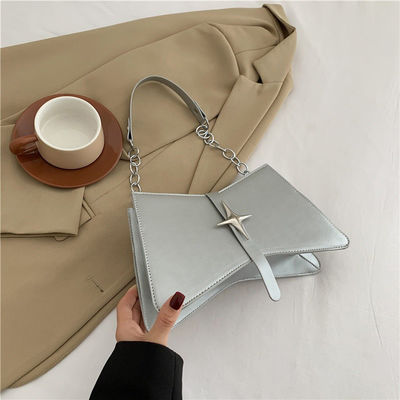 Custom Logo 2024 Trendy Purse Thick Chain Small Tote Shoulder Bags for Women Handbag