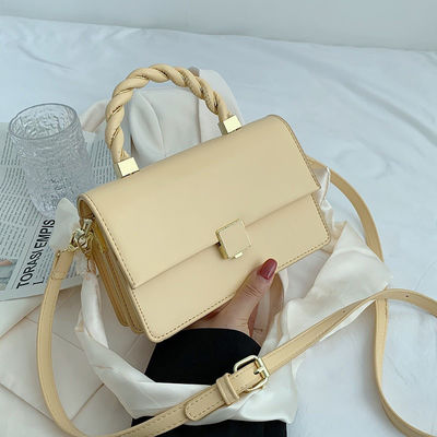Low MOQ Mix Models Women's Leather Messenger Bag for Fashionable Ladies