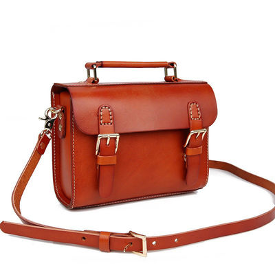 Polyester Lined Retro Cowhide Crossbody Bag in First Layer Vegetable Tanned Leather