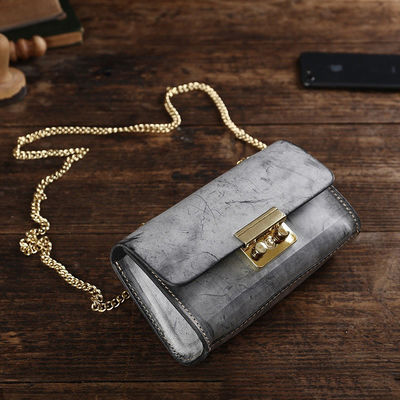 Custom Logo Retro Matt Wax Vegetable Tanned Cowhide Shoulder Crossbody Bag for Women