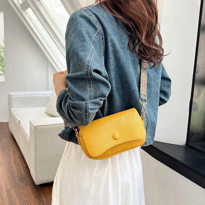 2023 Retro Small Bag for All Seasons Pu Leather Shoulder Messenger Bag Custom Classic
