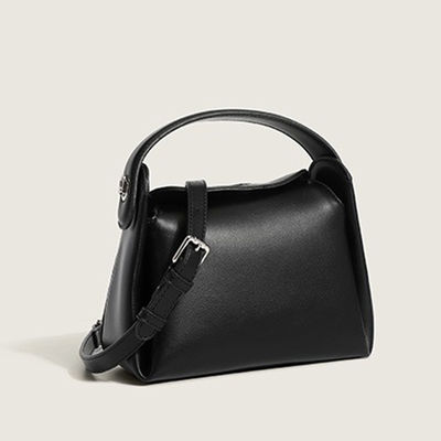 Portable Leather Crossbody Sling Handbag for Ladies Customize Logo Sling Shoulder Bag