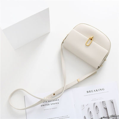 Custom Logo Avaliable 2024 Semi-Circle Saddle Bag for Women in Genuine Leather