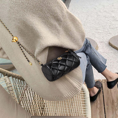 Low MOQ Mix Models 2024 Young Girls Leather Handbags with Fashion Design and Chain Purse