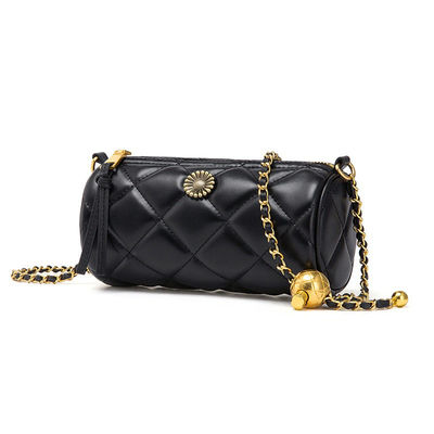 Low MOQ Mix Models 2024 Young Girls Leather Handbags with Fashion Design and Chain Purse