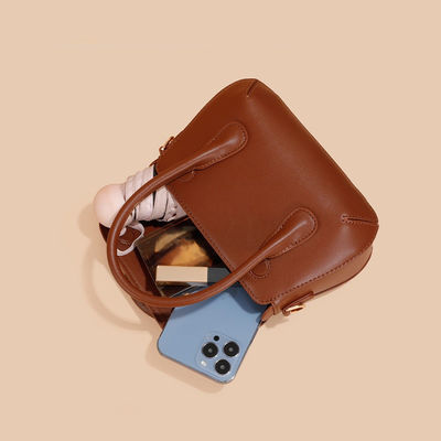 Lady Trendy Clip Crossbody Shoulder Handbag Leather Hand Bag for Women Luxury Design 2024