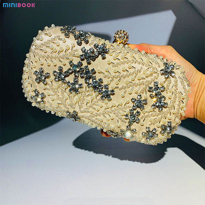Availiable Sample Pearl Shining Diamond Rectangle Hand Bag for Ladies Wedding Handbag