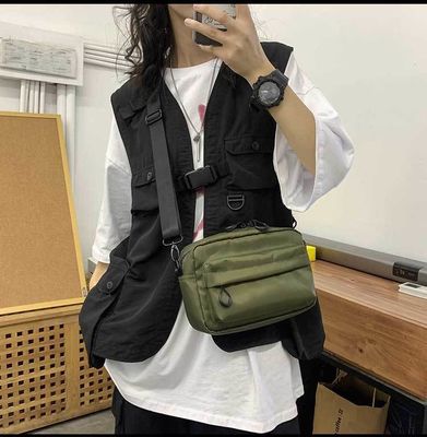 Waterproof Durable Nylon Unisex Fashion Cross Body Sling Bag for Teenager Solid Color