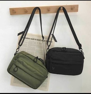 Waterproof Durable Nylon Unisex Fashion Cross Body Sling Bag for Teenager Solid Color