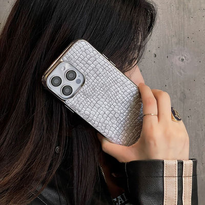 Electroplated Leather Crocodile Pattern Mobile Phone Case Compatible with iPhone15 Pro Max