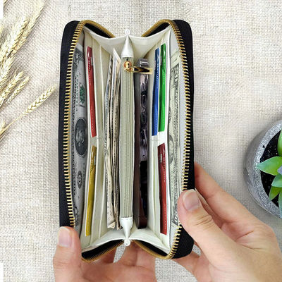Upgrade Your Accessories Game with Hot Women's Wallet Personalized Zip Leather Clutch