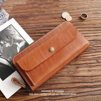 Retro Cowhide Men's Genuine Leather Wallet with Large Capacity and Zipper Closure