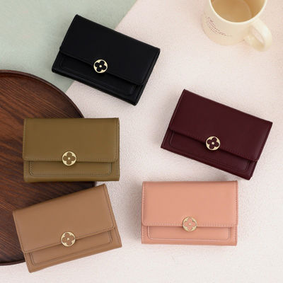 Four-Leaf Clover Retro Wallet for Women's End Compact Purse Low MOQ Mix Models Advantage