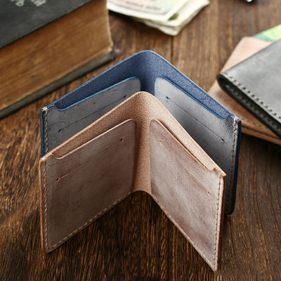 Nylon Lined Retro First-Layer Cowhide Hand-Stitched Small Wallet for Your Convenience