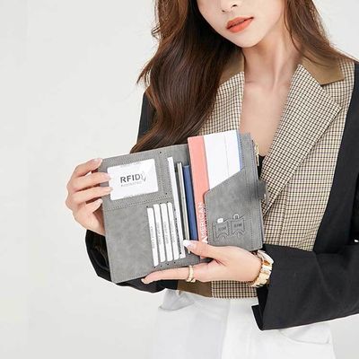 Advantage Leather Unisex Rfid Passport Holder for Fashion Business Travel Card Holder