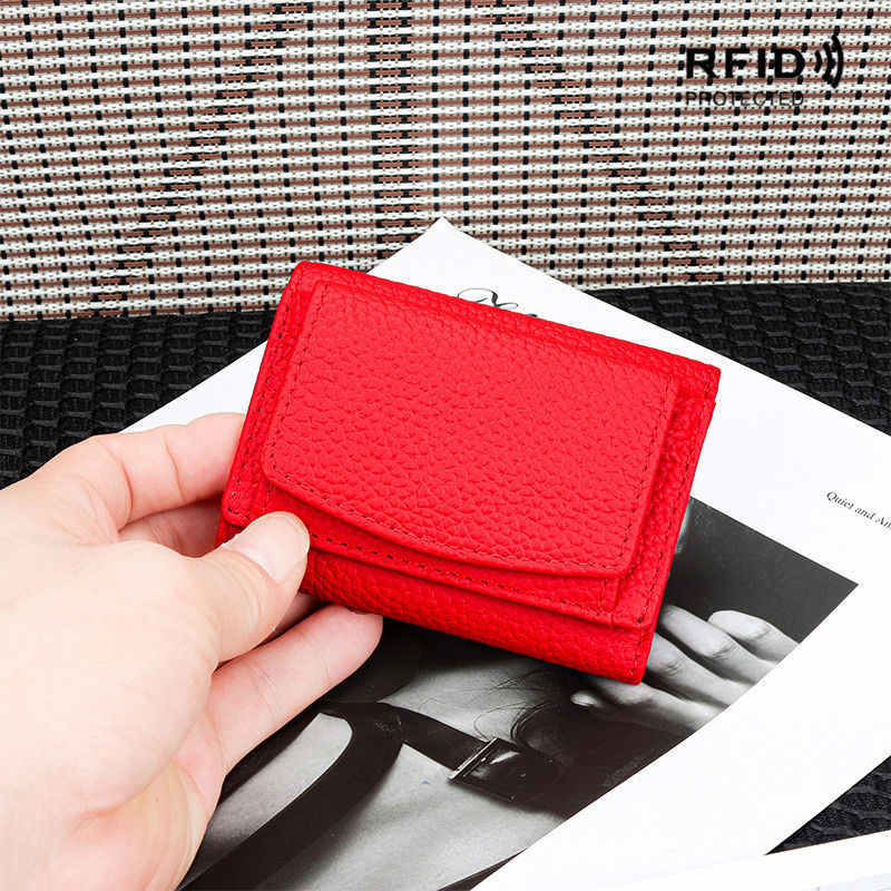 Short Fashion Women's Wallet with Large Capacity Multi-card Slots and Anti-theft Design