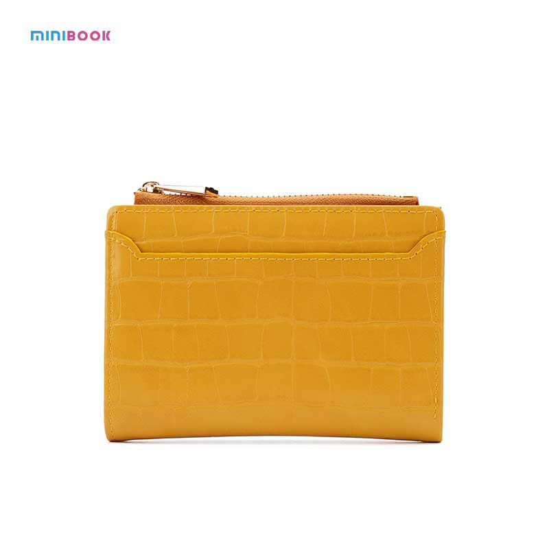 Women's Short Wallet with Ins Style Croc Skin and Polyester Lining in Crocodile Grain